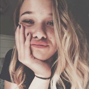 Meet your Posher, Jaynee